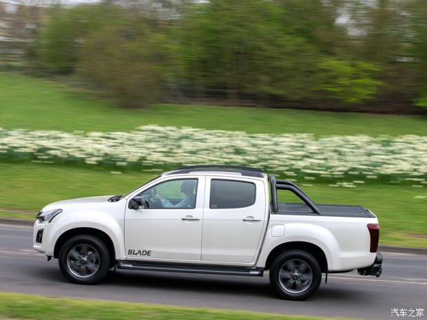 ʮ D-MAX() 2017 