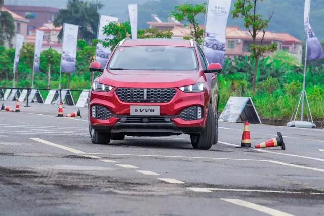 动力安全全面提升 WEY VV6品牌智能挑战赛