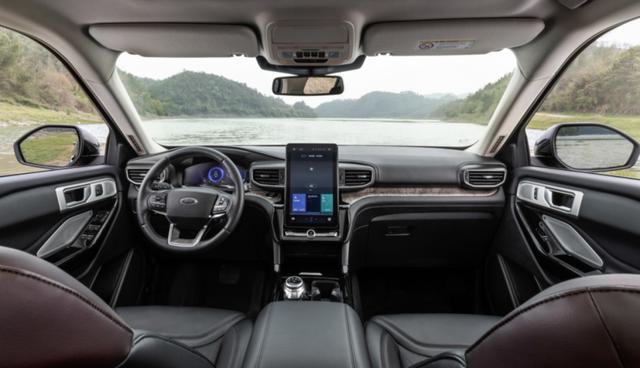 后驱、豪华、大型SUV,探险者打造40万以内SUV第三极