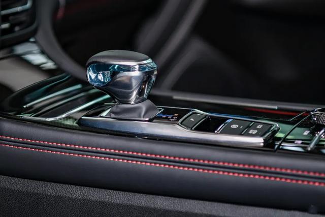 ��ͬ���޶��֡������������콢-����GA8�����ǳ�