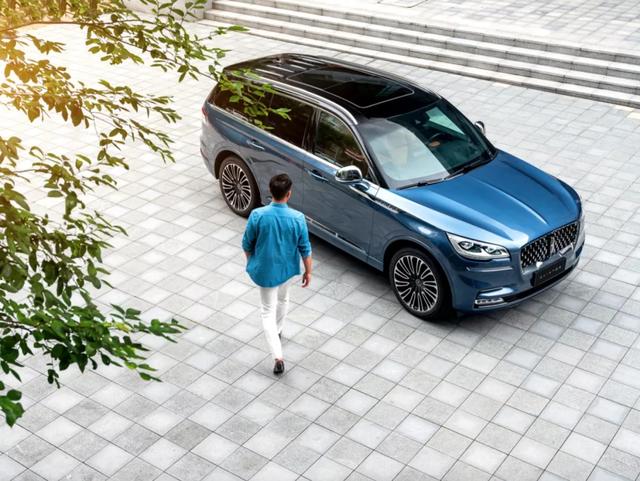 50.98��Ԫ���۵ķ��мң���һ����ֵ��ӵ�У�