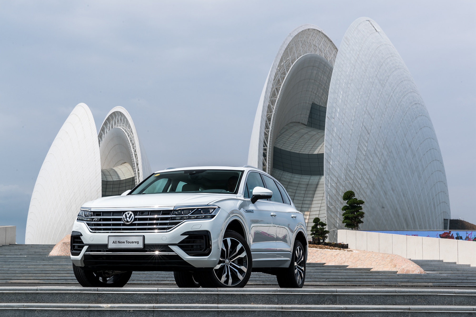 全新一代途锐的年度高光时刻22项权威媒体大奖全面认证年度最佳suv