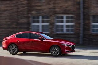 <b>�Լݴ����� MAZDA 3 �������������ܡ����������ҡ�</b>