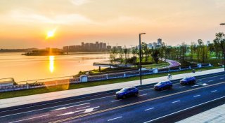 <b>˹��G01����֧�У��Լݻؼҹ��꣬��η��·�������ң�</b>