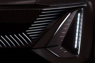 <b>����ͻ�ƴ��±߽� ��������ʻ�򴿵綯��δ��</b>