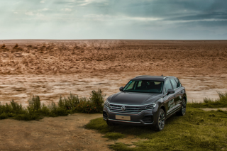 <b>;��ʮ��ʱ���������ԼݻԲ���չ�</b>