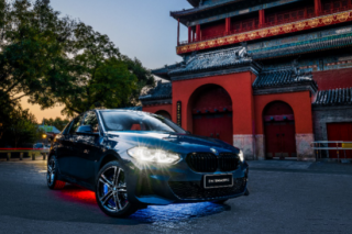 <b>������ҹ��ɫ����ת��ͷ������Ƕ���1���޶��ĳ����͸�</b>